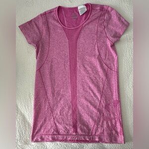 Nike Women’s DRI-FIT Short Sleeve Shirt- Size Medium